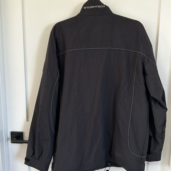 NWT Stormtech Performance shell. Minor flaws on front could be repaired - Picture 5 of 9